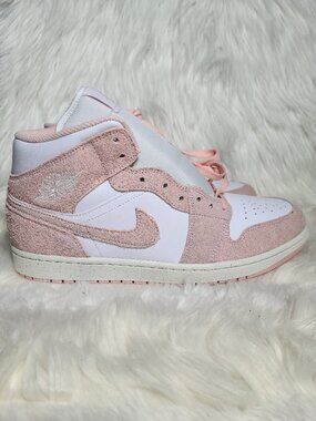 Nike Air Jordan 1 Retro High SE Legend Pink Suede Men 11 NWOB